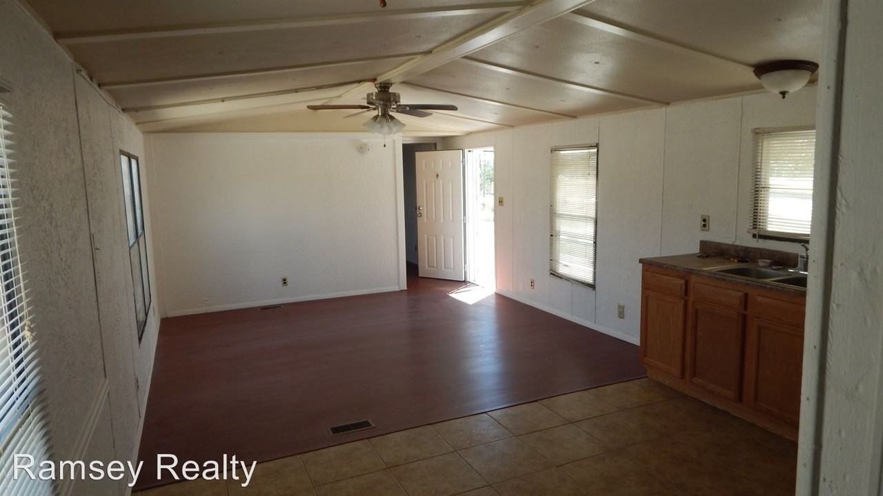 46 Co Rd 2598 - Photo 2 of 8