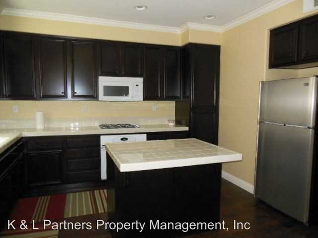 203 Marquette Ave - Photo 3 of 11