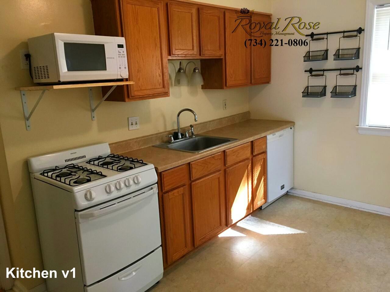 2969 Geneva St - Photo 3 of 18