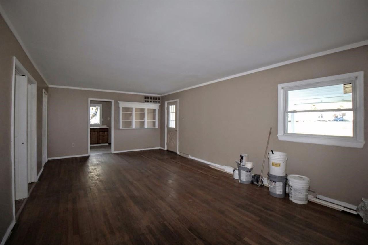 8591 Cincinnati Columbus Rd - Photo 3 of 25