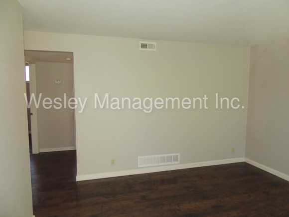 4847 NW Homestead Terrace - Photo 3 of 14