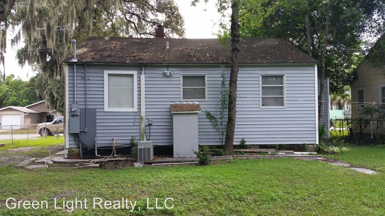 1008 E 24th Ave - Photo 2 of 2