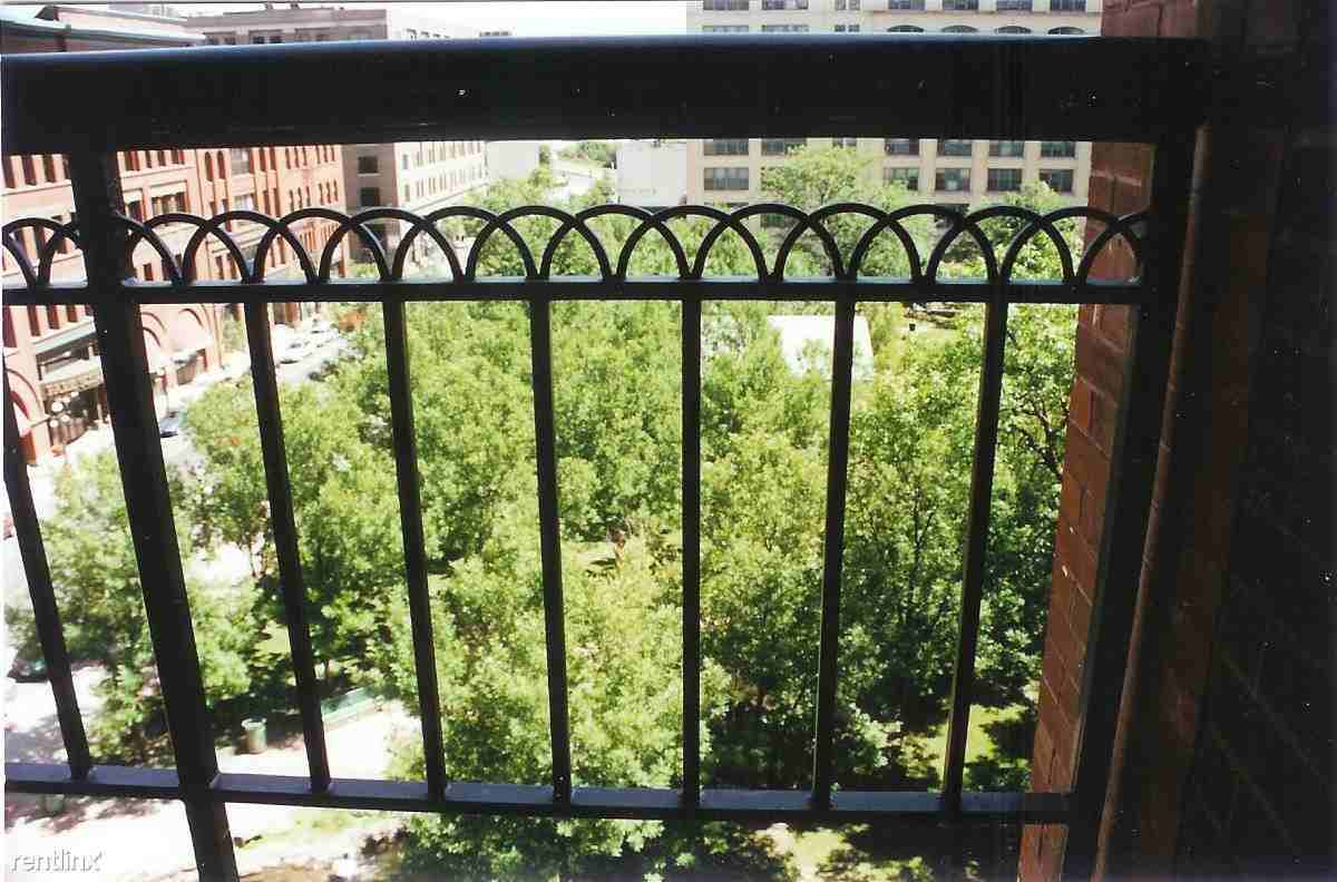 198 6th St E - Photo 3 of 7