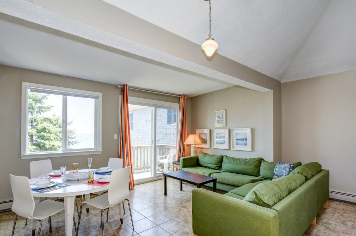 22 Cove Street - Photo 2 of 10