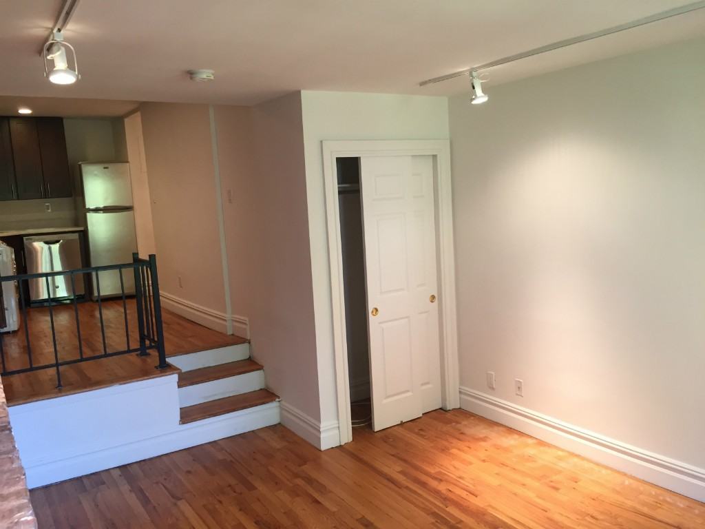 18 Sydney Pl WM4 - Photo 3 of 8