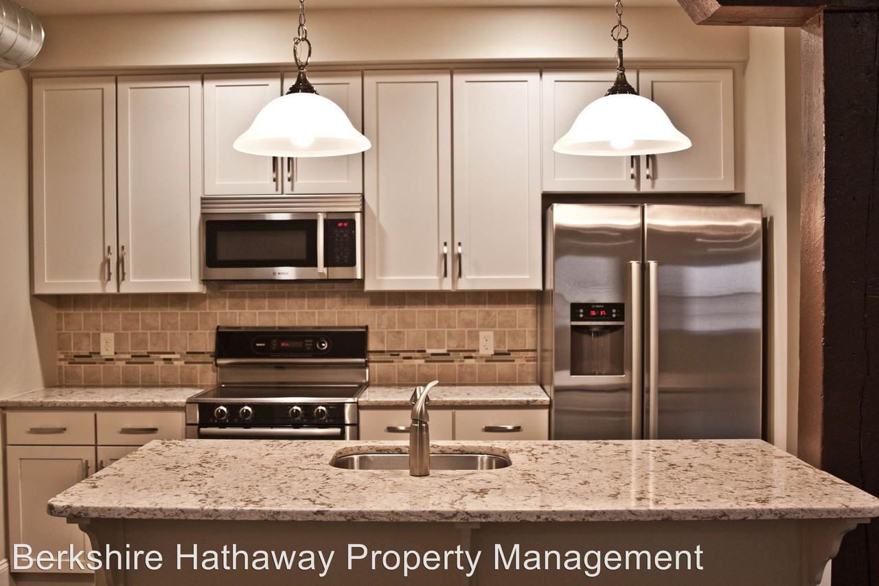 405 N. Mulberry St. - Photo 3 of 20