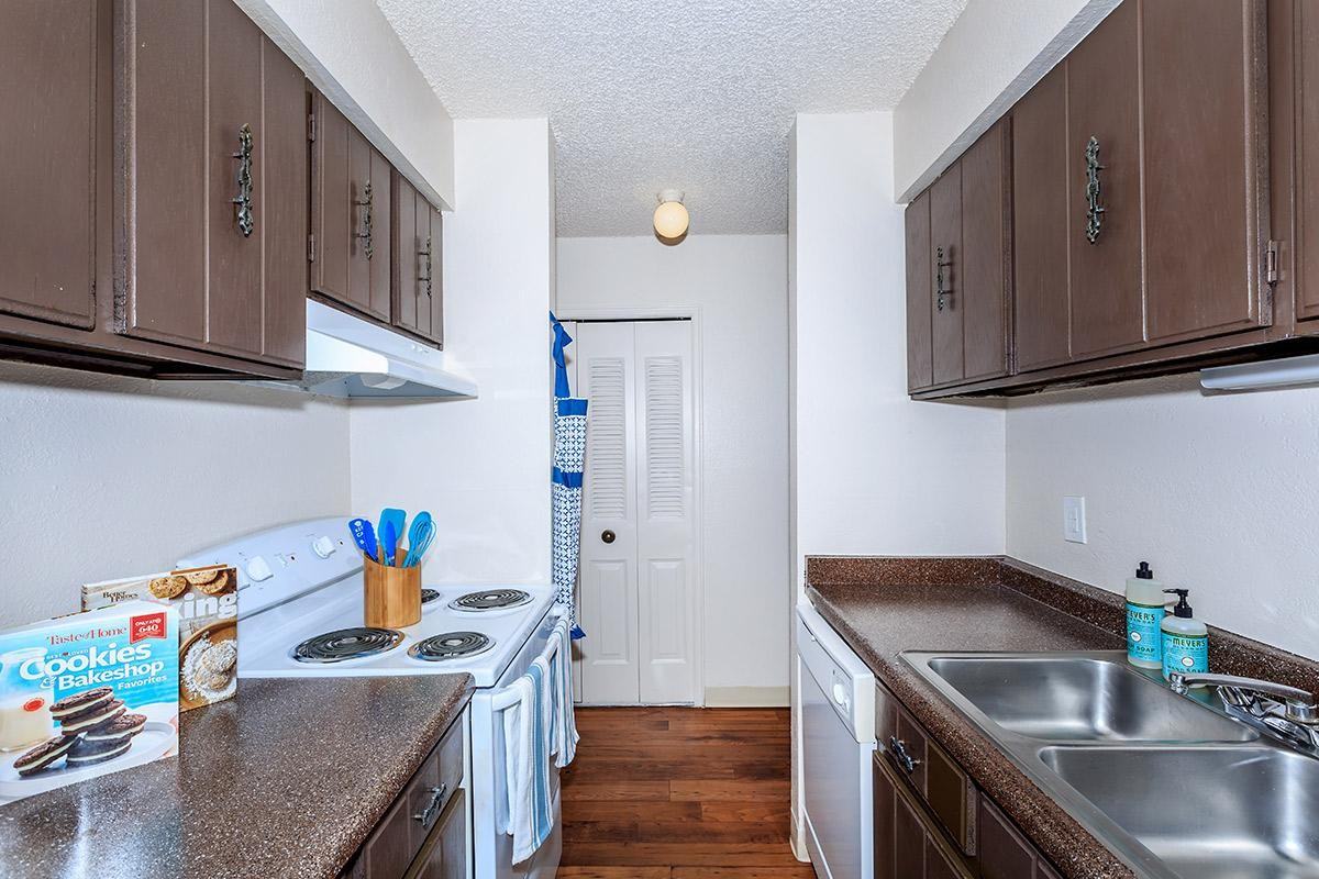 Boulder Crossroads - Photo 2 of 11