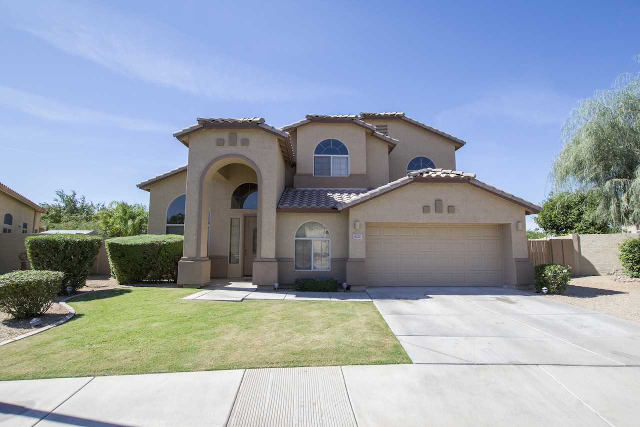 522 N Kimberlee Way - Photo 2 of 18