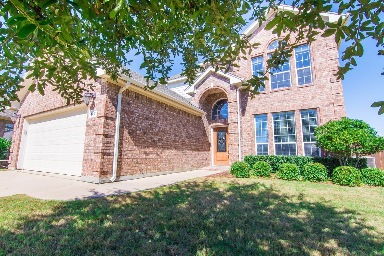 4101 Wyndham Dr - Photo 2 of 25