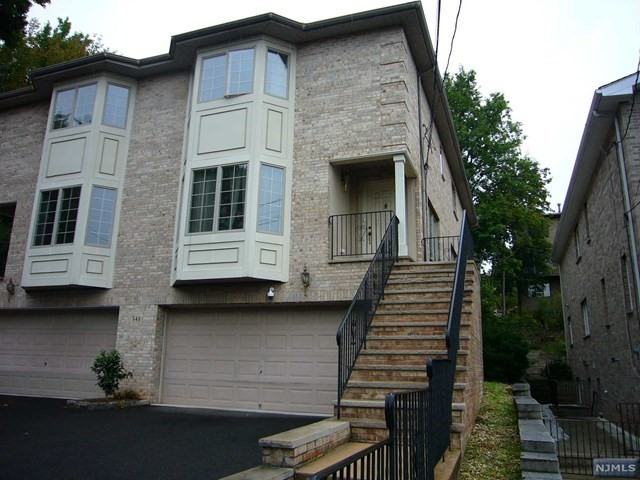 548 Glen Ave #B - Photo 2 of 4