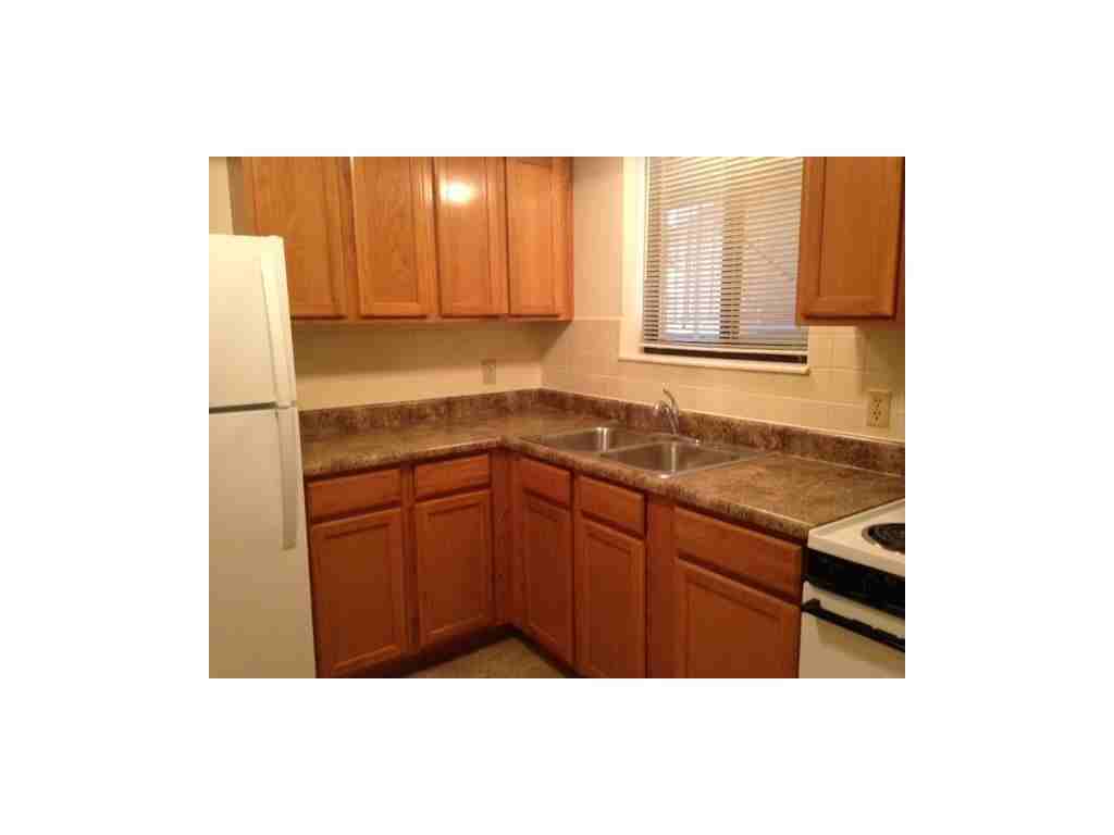 Ste. Genevieve Manor Apartments 733 Parkwood Dr, Ste. Genevieve, MO