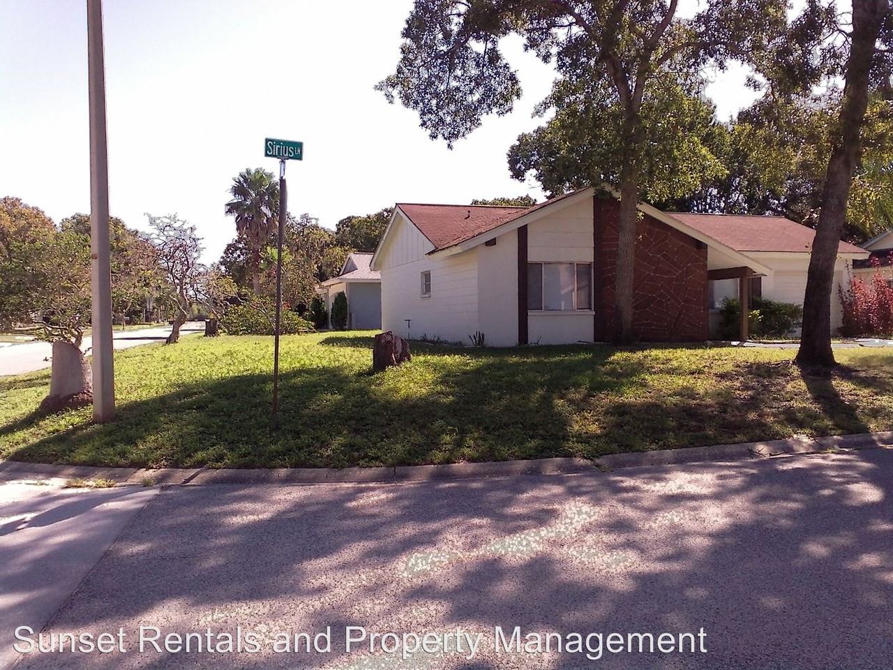 13022 Sirius Ln - Photo 2 of 18