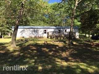 325 Sibley Dr - Photo 2 of 10