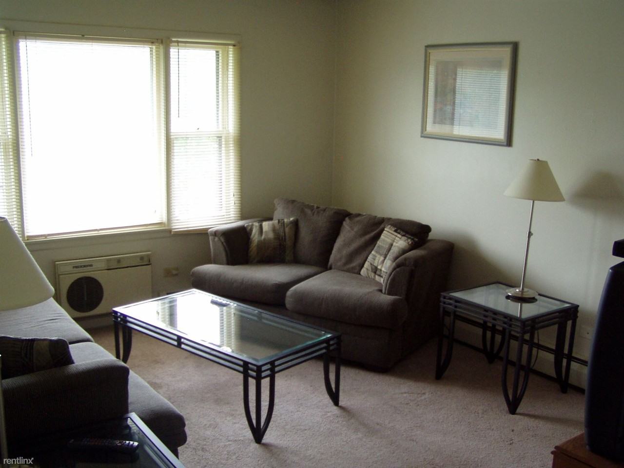 3240 147th Pl - Photo 3 of 9