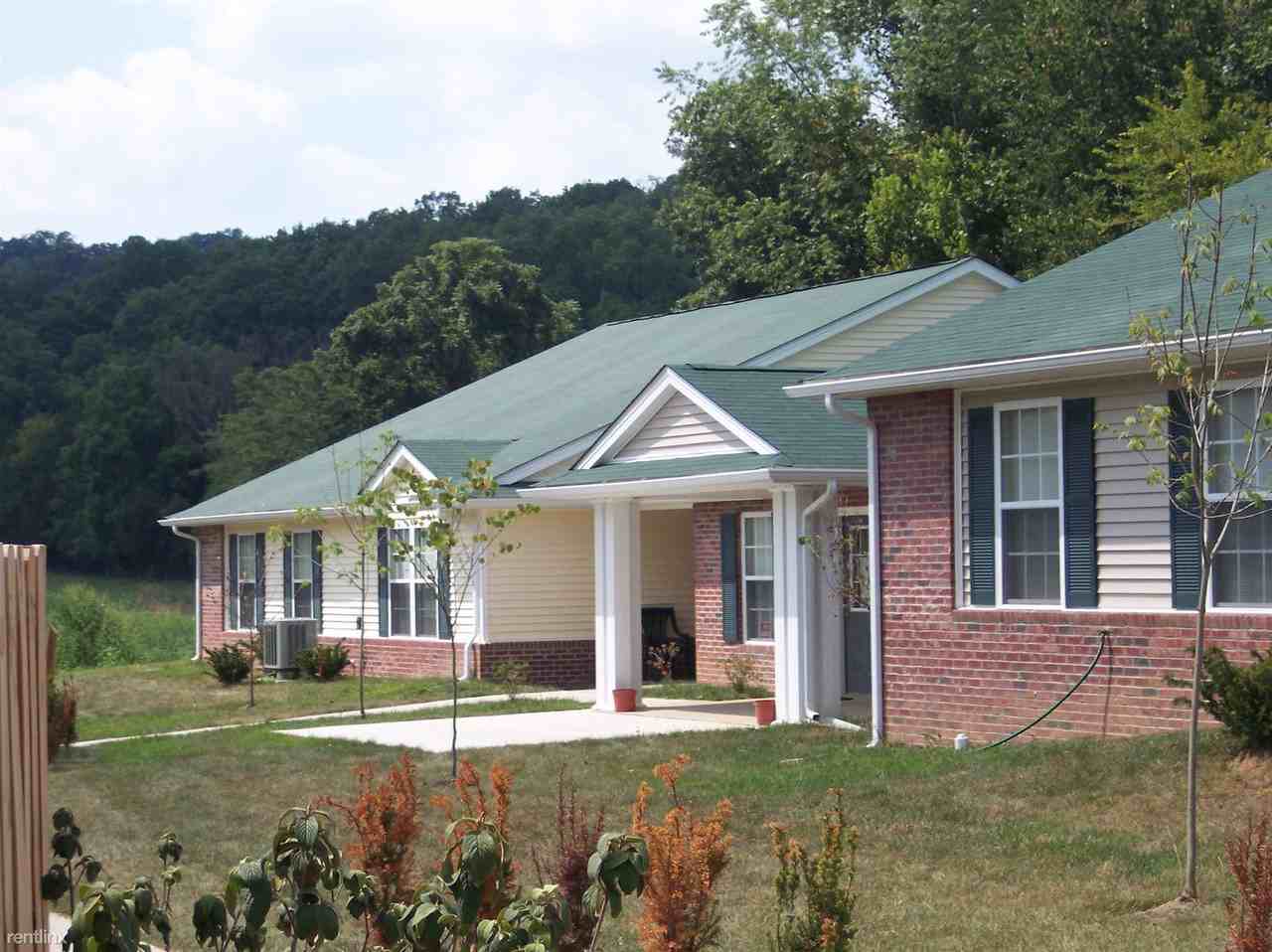 695-401 Richmond St - Photo 3 of 4