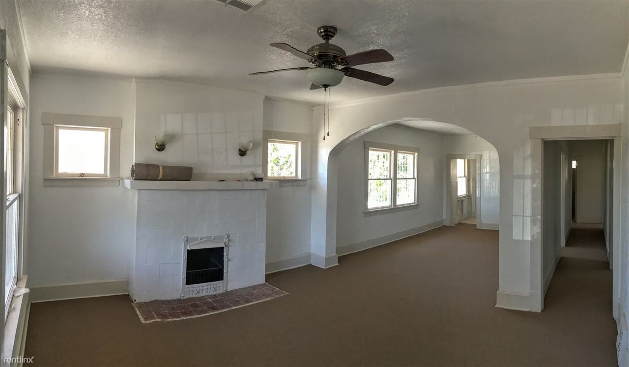 3301 Hueco Ave - Photo 2 of 10