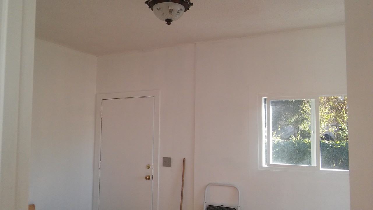 974 Bayview Avenue #4 - Photo 3 of 4