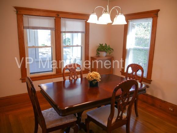 132 Windemere St - Photo 3 of 13