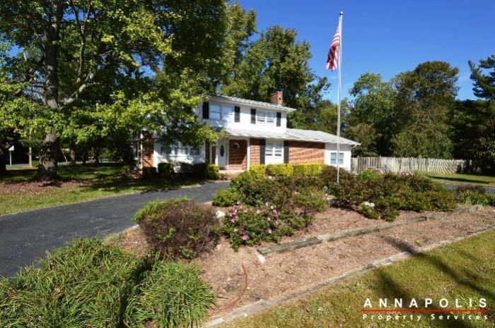 3935 W Shore Dr - Photo 2 of 33