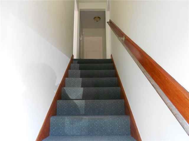 2203 N Lakewood Blvd - Photo 2 of 16