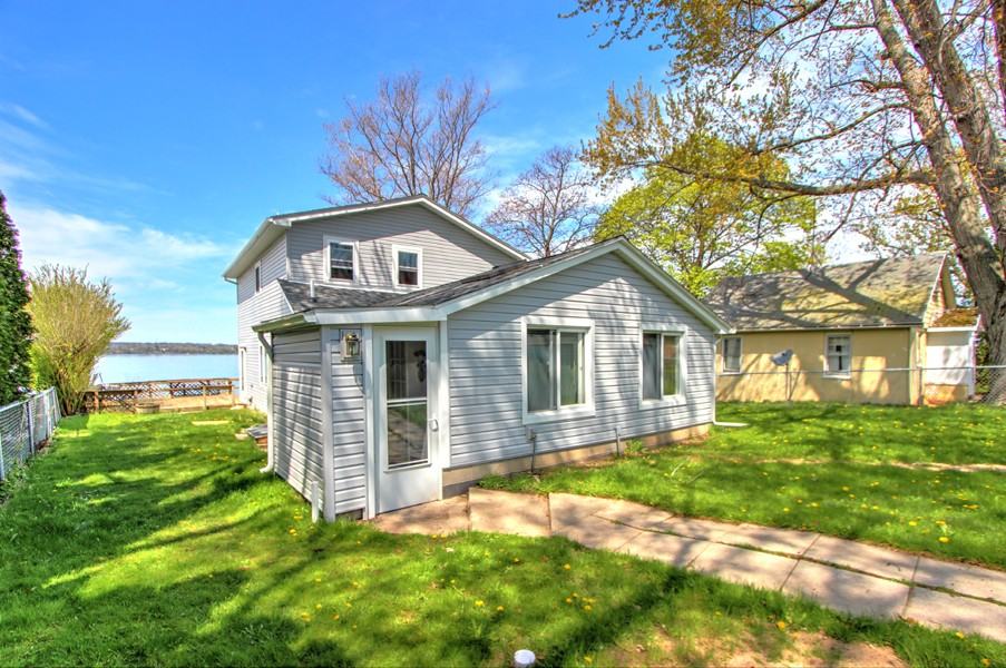 3670 Edgewood Dr - Photo 3 of 26