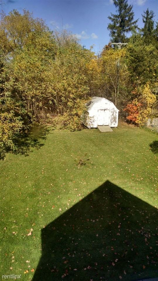 5471 North St - Photo 2 of 4