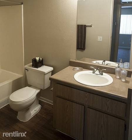 Summerhill Place - Photo 3 of 7