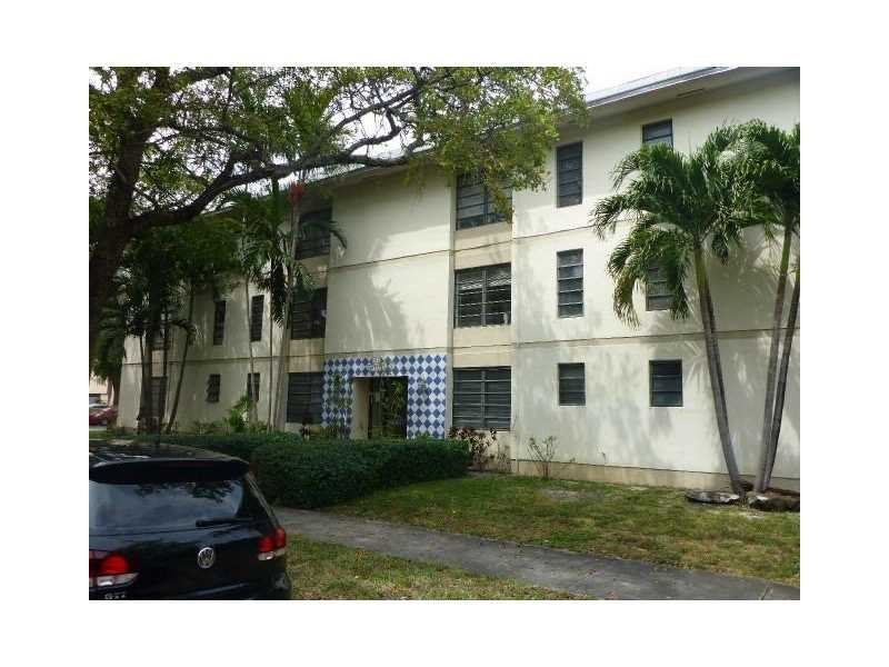 235 Antilla Ave #4