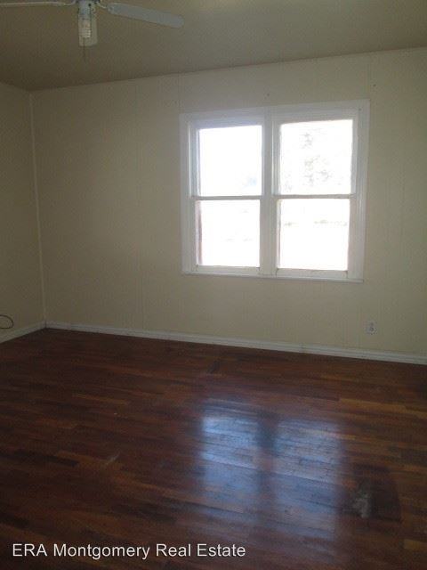 703 N Olive St - Photo 3 of 9