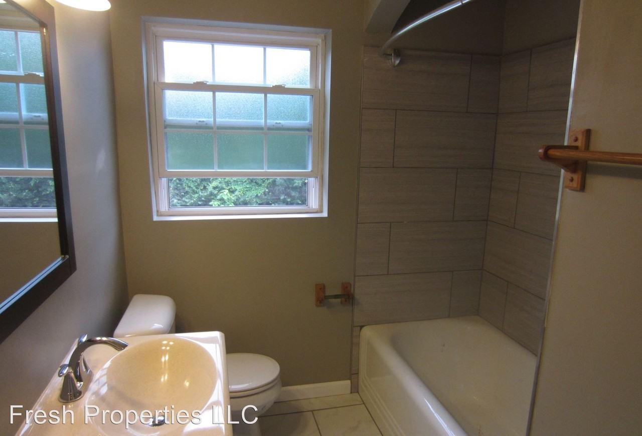 2 Springfield Pike - Photo 2 of 8