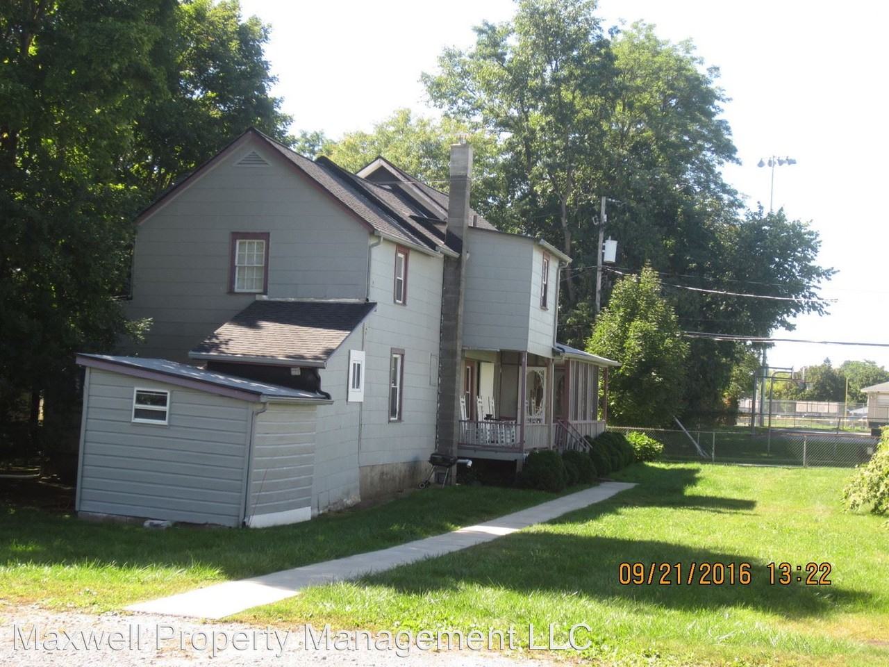 134 Beekman St - Photo 2 of 22