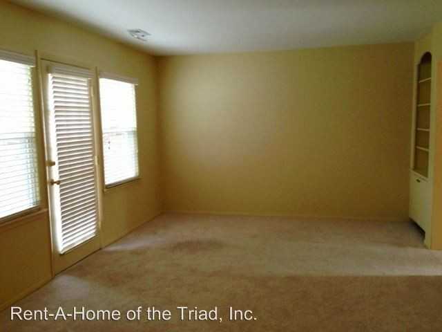 2517 Patriot Way - Photo 2 of 9