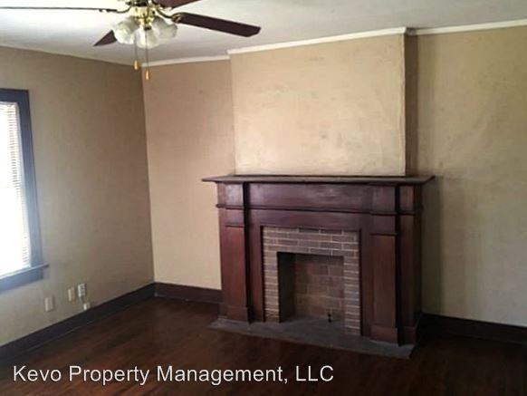 2527 NW 20th St - Photo 3 of 9