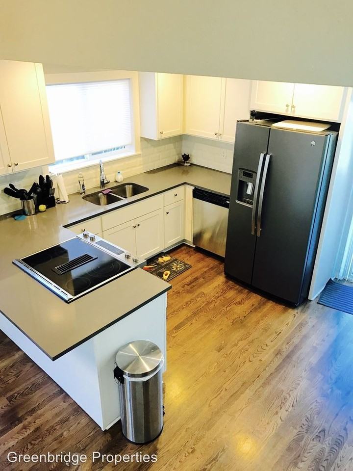 6410 SE 92nd Ave - Photo 3 of 24