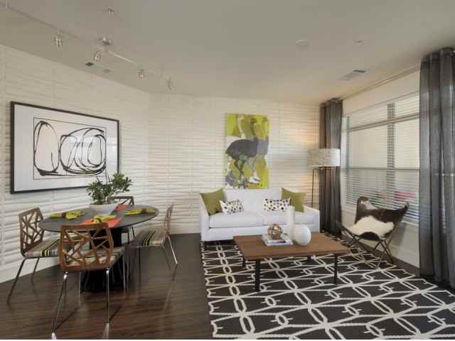 The Manhattan - Photo 3 of 16