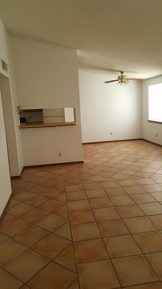 1429 Cedar Oak Dr - Photo 2 of 15