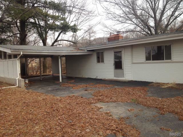 1136 Weidman Rd - Photo 2 of 15