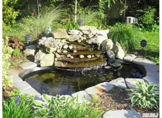 800 Freedom St - Photo 2 of 9