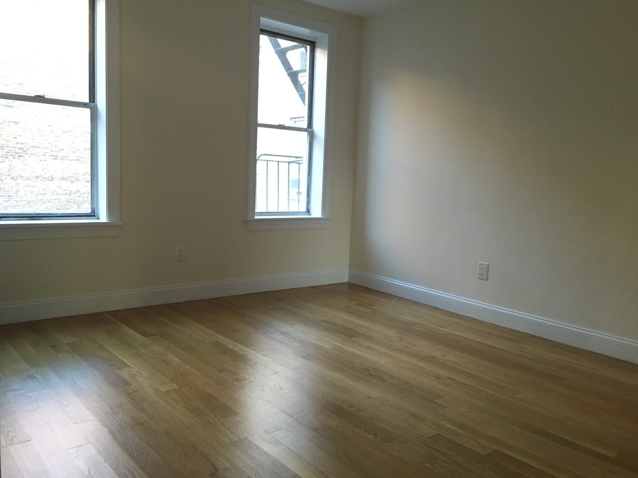 Dyckman St & Sherman Ave #33