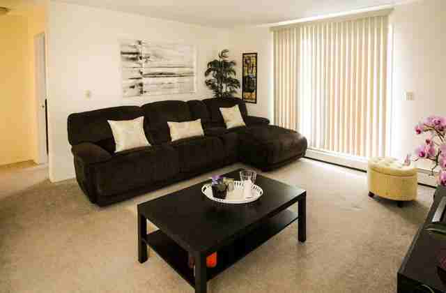 Heatheridge Estates Apartments A & C - Photo 3 of 14