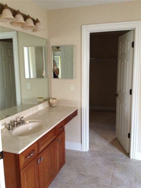 10521 Garda Dr - Photo 3 of 9