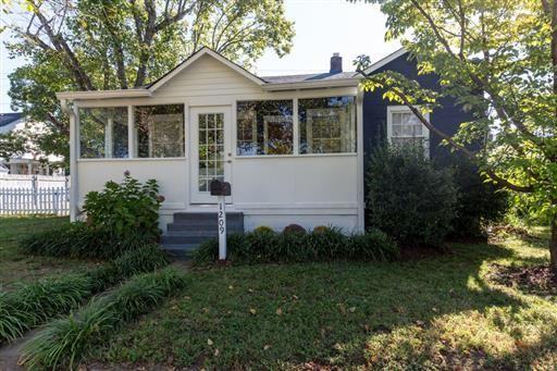 1209 Berry St - Photo 2 of 18