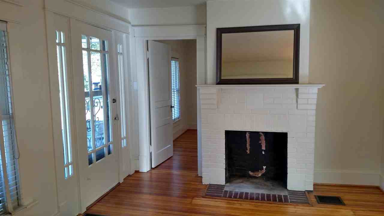 2417 Alameda St - Photo 2 of 8