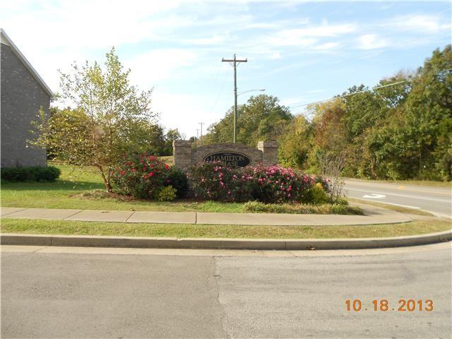 724 Pin Oak Dr - Photo 2 of 12