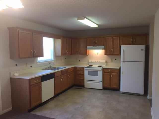 604 Columbia St - Photo 3 of 9