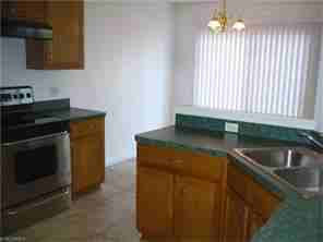 1634 Laughton Cir - Photo 3 of 26