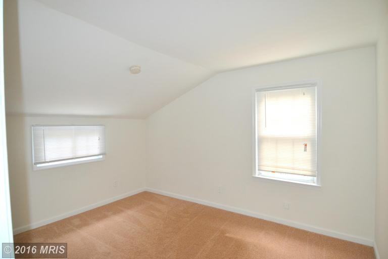 604 Tebbston Dr - Photo 2 of 14