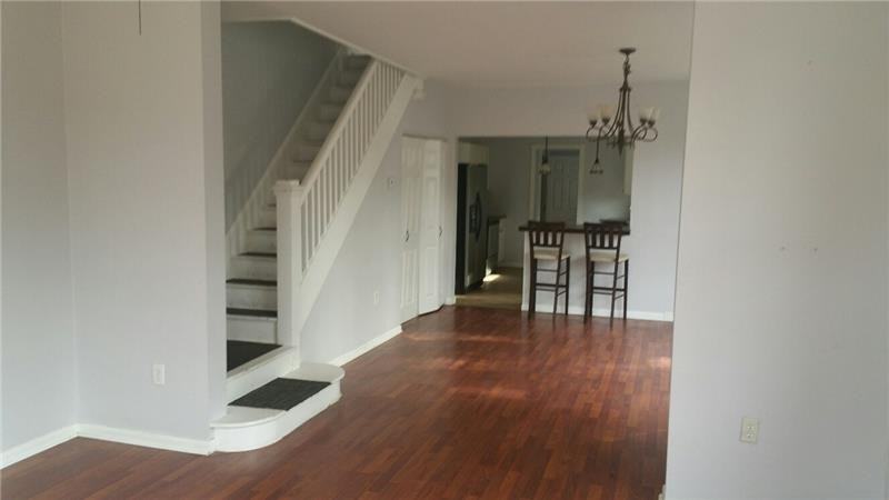 253 Reily St - Photo 2 of 8