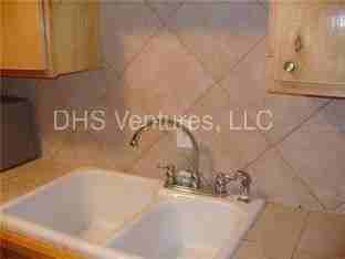 4505 Lake Lawne Ave - Photo 3 of 6