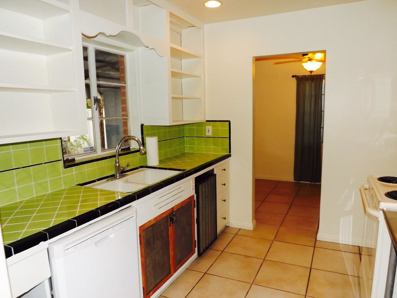 5055 E 2nd St - Photo 3 of 24